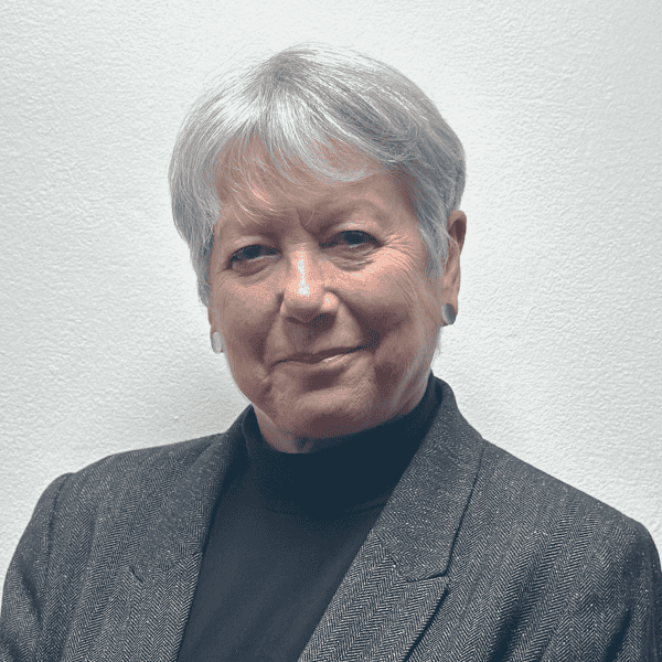 Cllr Lis Burnett,  